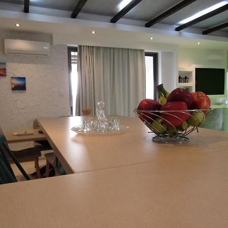 Villa Gusta Tholos  Extérieur photo