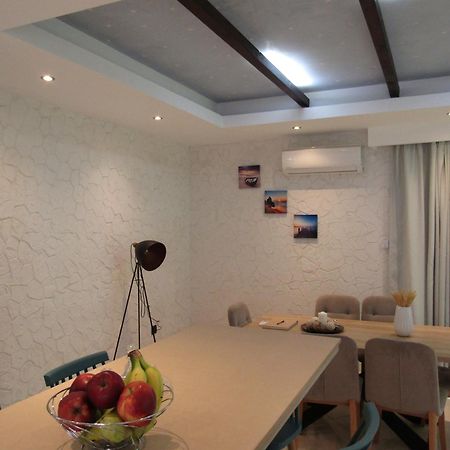 Villa Gusta Tholos  Extérieur photo