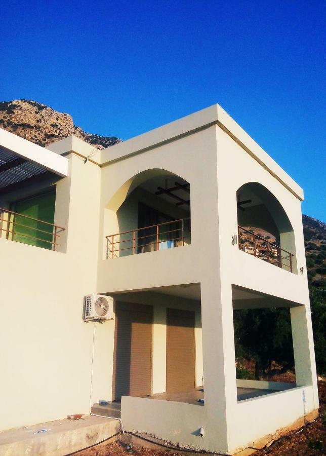 Villa Gusta Tholos  Extérieur photo